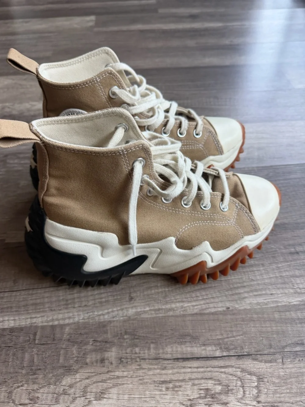 Converse Run Star Motion Platform High Top Sneakers Sand Dune Women’s 6.5 - Picture 1 of 8